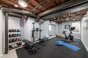 702 E Weisheimer Rd, Columbus, OH 43214 - Photo 29