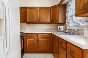 1284 Thurston Dr, Columbus, OH 43227 - Photo 13