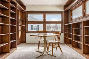 1284 Thurston Dr, Columbus, OH 43227 - Photo 9