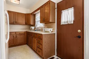 1284 Thurston Dr, Columbus, OH 43227 - Photo 15