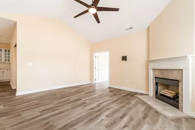 950 Villas Drive, Pataskala, OH 43062 - Photo 11