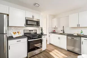 2731 Gatewood Rd, Columbus, OH 43219 - Photo 11