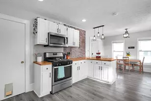 2397 Pontiac St, Columbus, OH 43211 - Photo 5