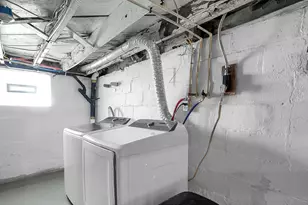 2397 Pontiac St, Columbus, OH 43211 - Photo 17