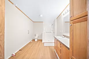 139 Myers Ave, Buckeye Lake, OH 43008 - Photo 29