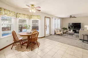 1431 Cottonwood Dr, Lewis Center, OH 43035 - Photo 7