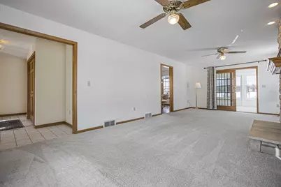 6281 Davis Drive, Newark, OH 43056 - Photo 9