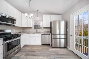 3438 High Creek Dr, Columbus, OH 43223 - Photo 11