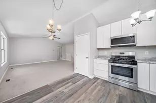 3438 High Creek Dr, Columbus, OH 43223 - Photo 13