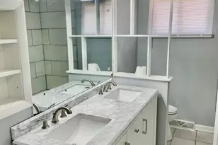 3428 Liv-Moor Dr, Columbus, OH 43227 - Photo 9