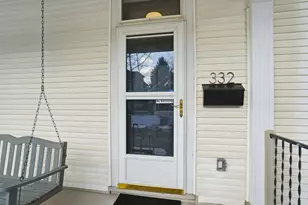 332 E Mithoff St, Columbus, OH 43206 - Photo 3