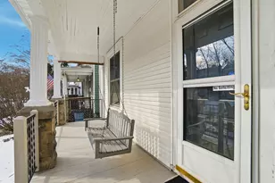 332 E Mithoff St, Columbus, OH 43206 - Photo 3