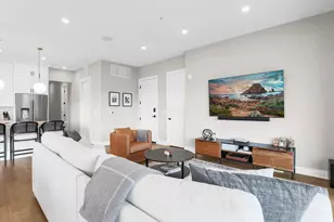 695 Civitas Ave, Columbus, OH 43215 - Photo 7