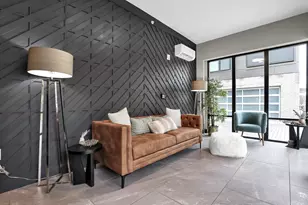 695 Civitas Ave, Columbus, OH 43215 - Photo 3