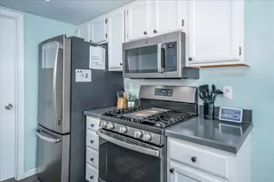 2411 Sportsman Dr, Grove City, OH 43123 - Photo 3