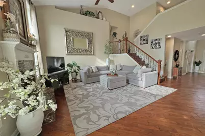 6201 Lampton Pond Drive, Hilliard, OH 43026 - Photo 11