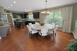 6201 Lampton Pond Dr, Hilliard, OH 43026 - Photo 9