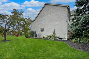 6201 Lampton Pond Dr, Hilliard, OH 43026 - Photo 35