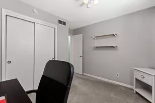 827 Inwood Pl, Columbus, OH 43224 - Photo 39