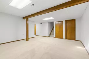 5844 Thada Ln, Columbus, OH 43229 - Photo 13