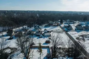 409 Lawrence St, Bellefontaine, OH 43311 - Photo 45