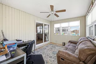 975 Blossom Ln, Zanesville, OH 43701 - Photo 29