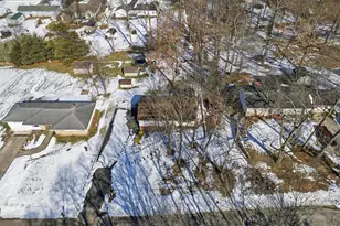 975 Blossom Ln, Zanesville, OH 43701 - Photo 39