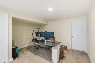 1044 Balmoral Dr, Delaware, OH 43015 - Photo 47