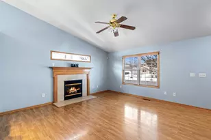 8033 Willowbrook Crsg Dr, Blacklick, OH 43004 - Photo 7