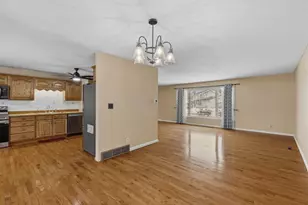 339 Meadow Ln, Circleville, OH 43113 - Photo 9