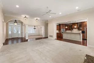 8155 Flynn Ln, Dublin, OH 43017 - Photo 7