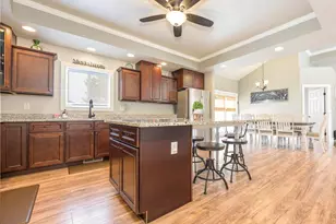 805 Creekview Ct, Bellefontaine, OH 43311 - Photo 17