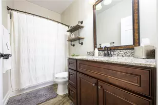 805 Creekview Ct, Bellefontaine, OH 43311 - Photo 21