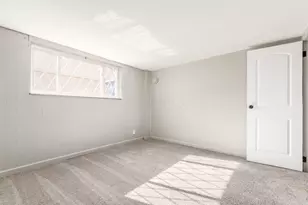 209 Prince of Wales Dr, Columbus, OH 43230 - Photo 29