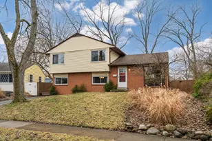 959 Caniff Pl, Columbus, OH 43221 - Photo 3