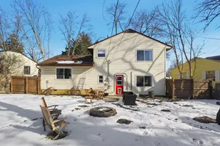 959 Caniff Pl, Columbus, OH 43221 - Photo 3