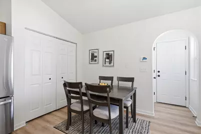 1360 Hafton Woods Drive, Columbus, OH 43204 - Photo 9