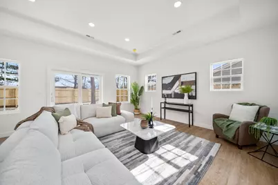 470 Woodlawn Avenue, Columbus, OH 43228 - Photo 11