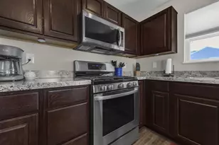 249 Mannaseh Dr W, Granville, OH 43023 - Photo 19