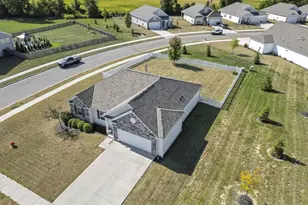 249 Mannaseh Dr W, Granville, OH 43023 - Photo 37