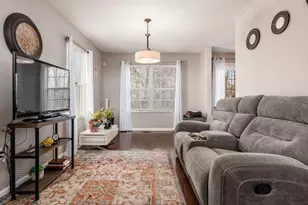 8278 Catalpa Ridge Dr, Blacklick, OH 43004 - Photo 9