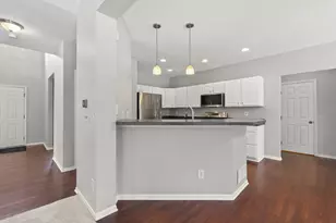 263 International Dr, Pataskala, OH 43062 - Photo 9