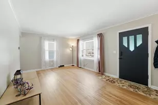 805 Timberman Rd, Columbus, OH 43212 - Photo 9