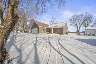 2465 S County Rd 19, Tiffin, OH 44883 - Photo 3