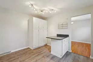 5644 Linworth Rd, Columbus, OH 43235 - Photo 13