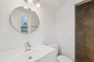 5644 Linworth Rd, Columbus, OH 43235 - Photo 17