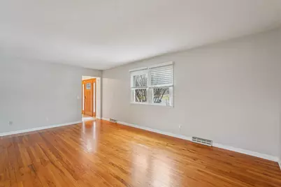 5644 Linworth Road, Columbus, OH 43235 - Photo 3