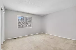 5685 Great Woods Blvd, Columbus, OH 43231 - Photo 11