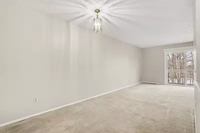 5685 Great Woods Boulevard, Columbus, OH 43231 - Photo 5