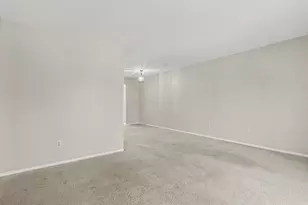 5685 Great Woods Blvd, Columbus, OH 43231 - Photo 7